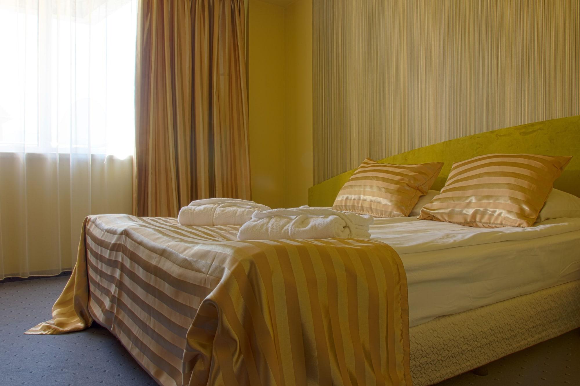 Triada Hotel Sofia Exteriör bild